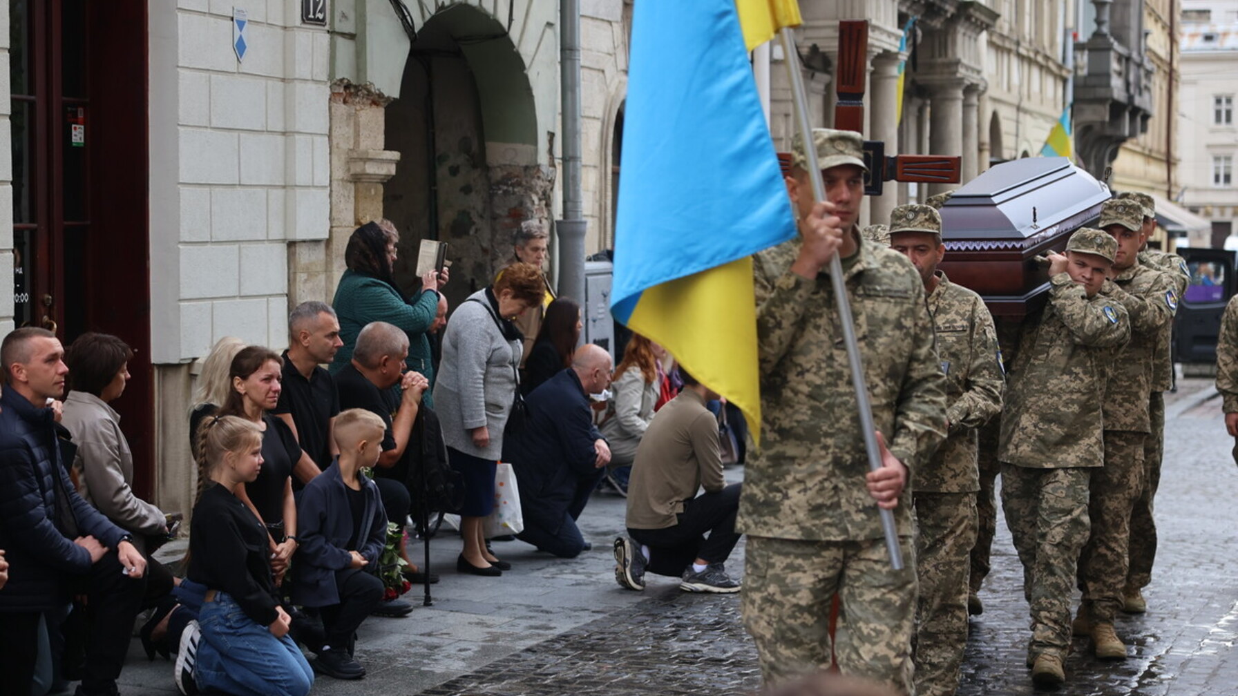 Львів проведе в останню путь захисників Назара Васильчука та Володимира Ільківа