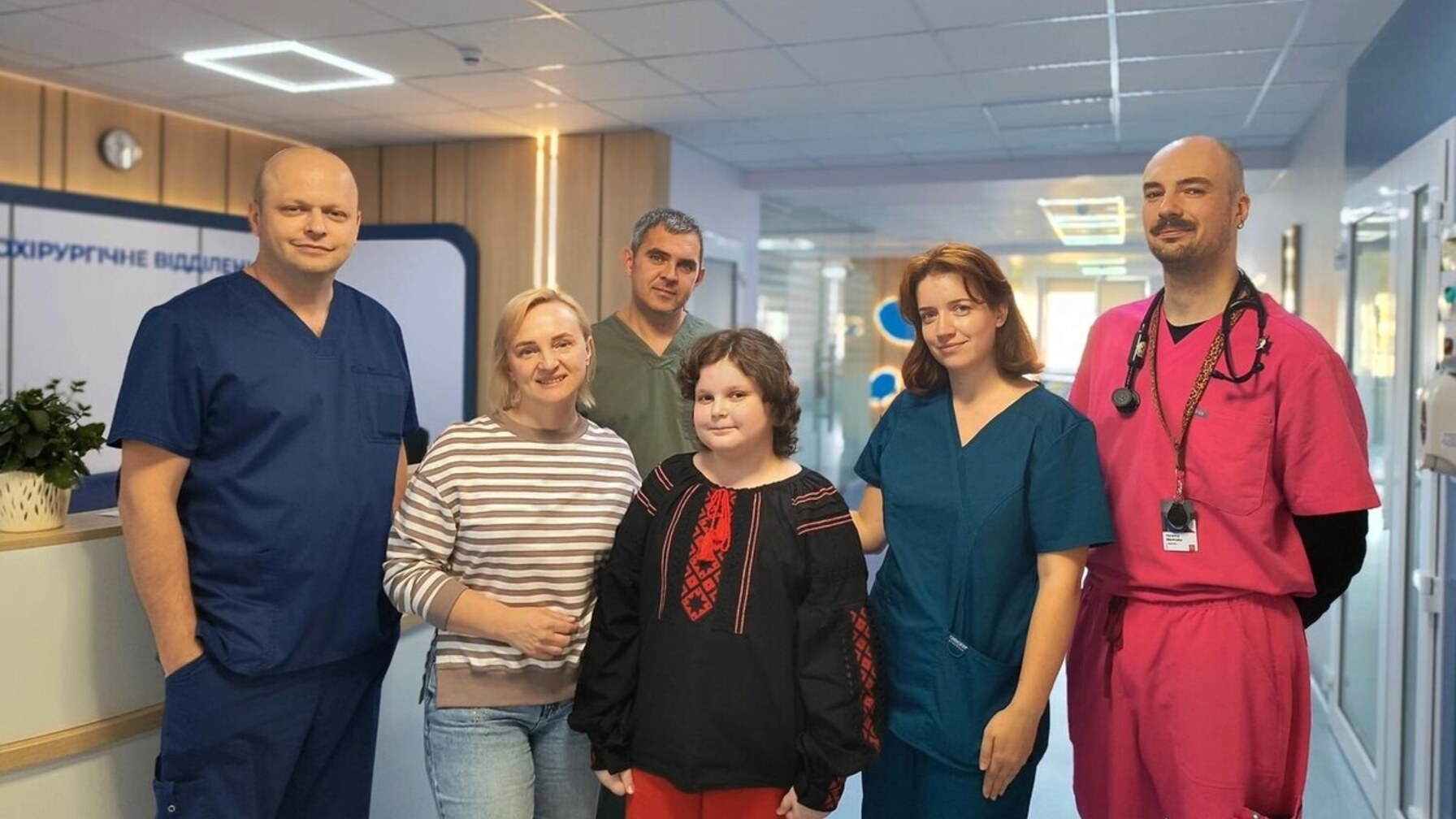 Львівські медики перемогли рідкісну пухлину мозку у 13-річної школярки
