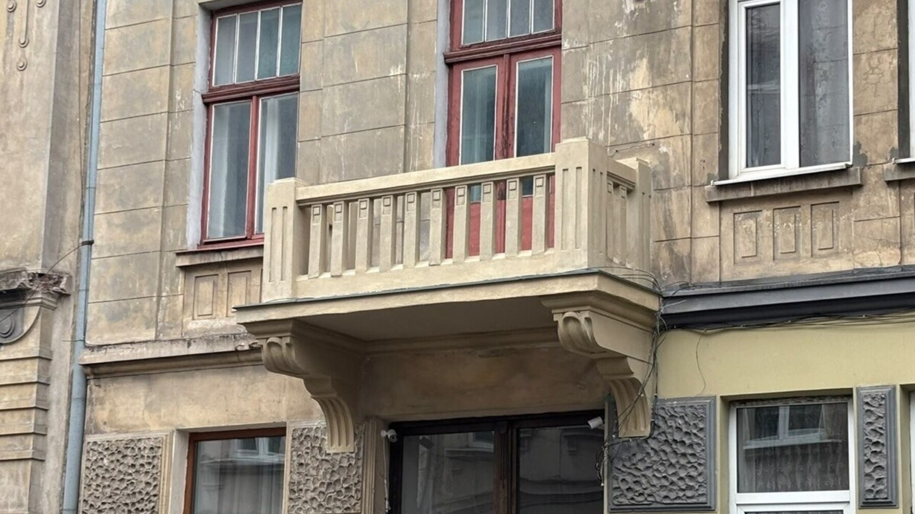 Львів’яни можуть відремонтувати аварійні балкони за кошти міста