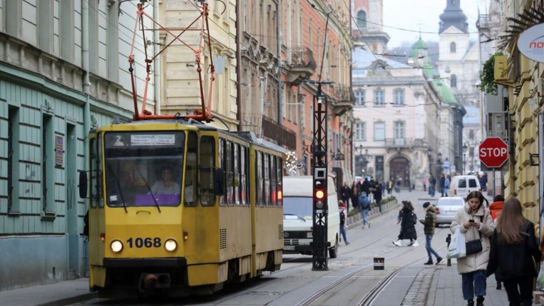 Львів посилює контроль за в’їздом у пішохідну зону: майже 100 водіїв вже покарано