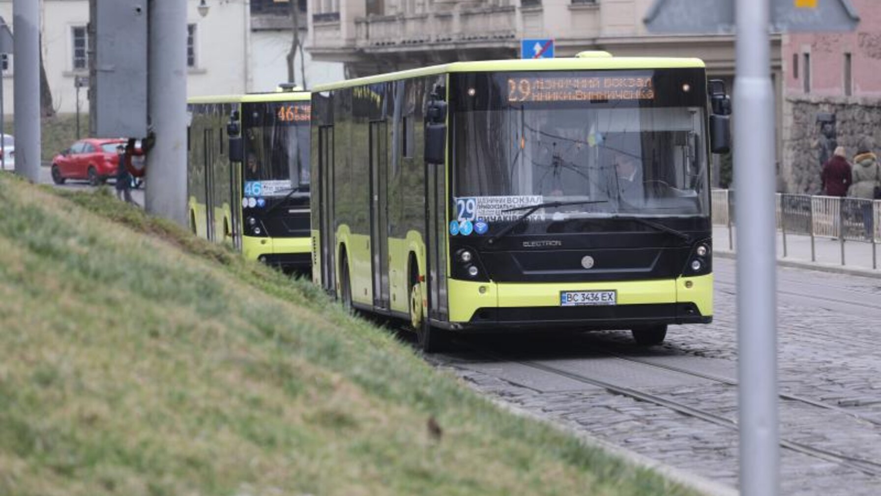 Львівський автопарк скорочує кількість автобусів на маршрутах з 15 червня