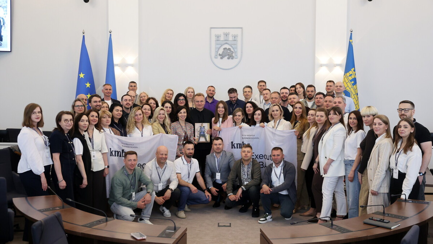 Топменеджери провідних українських і міжнародних компаній досліджують феномен Львова під час навчального туру