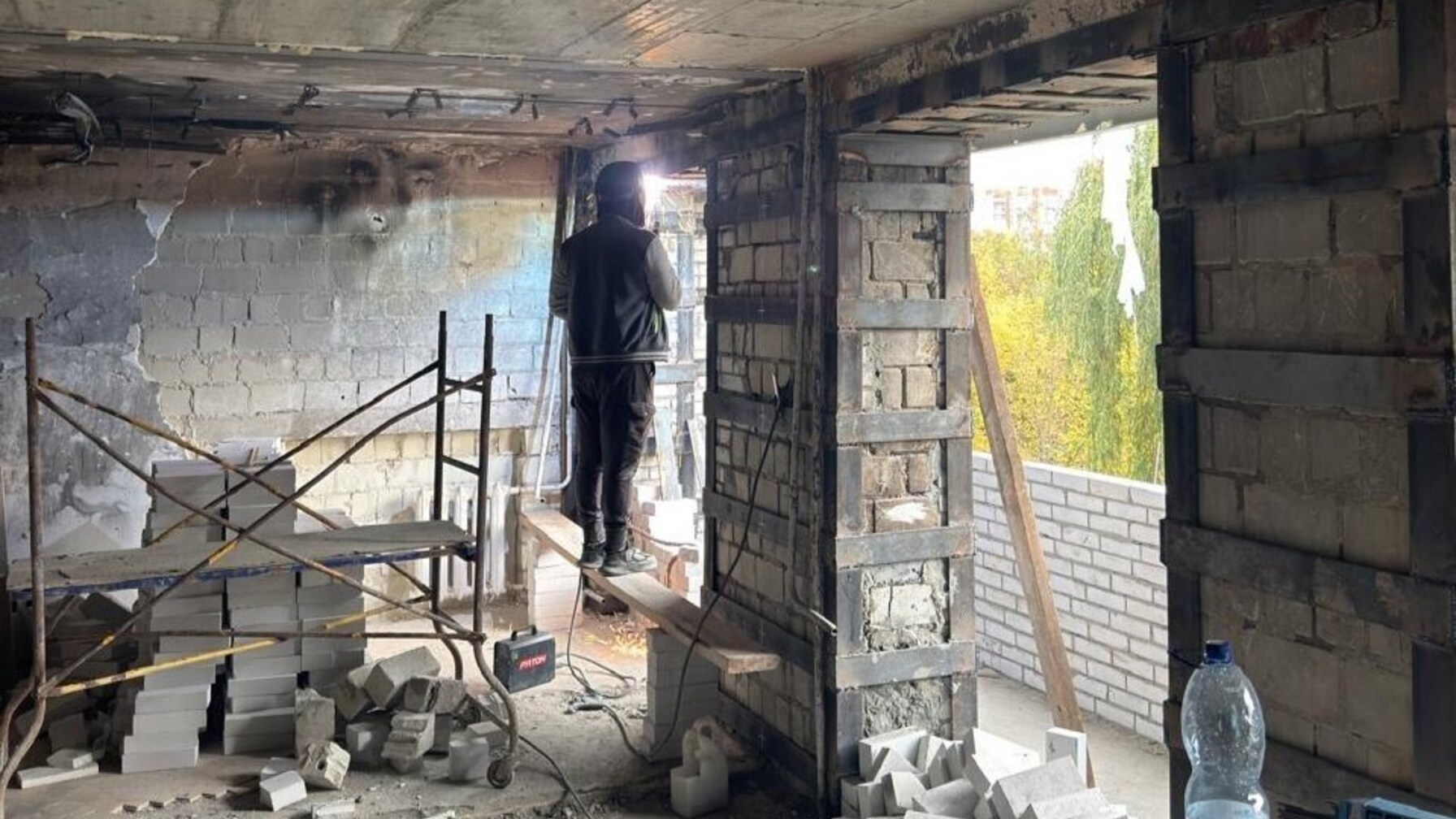Львів відновлює будинки на Патона і Виговського, пошкоджені ракетним ударом