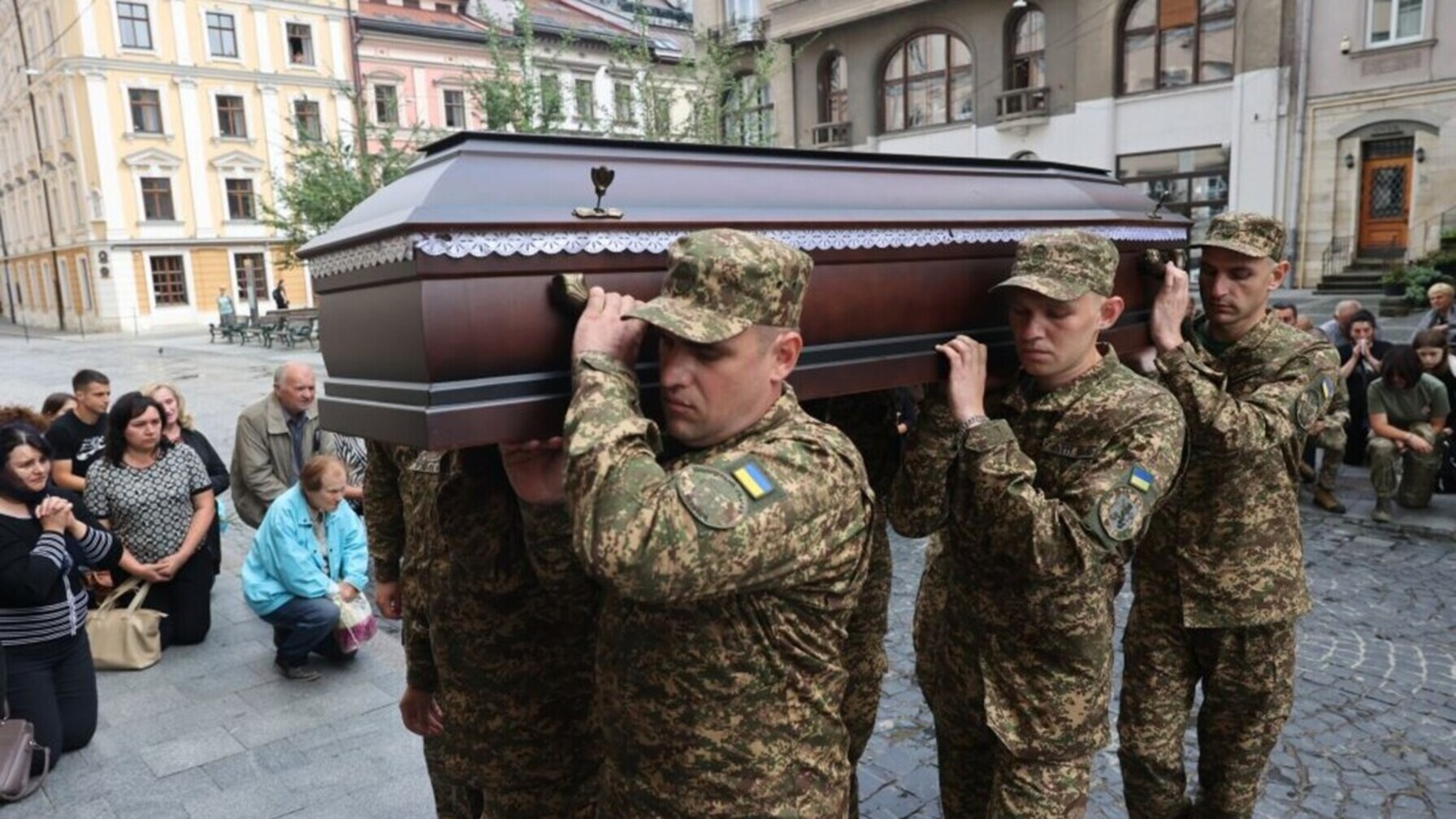 Львів прощається з трьома захисниками: вченим, ветераном АТО та військовим лікарем