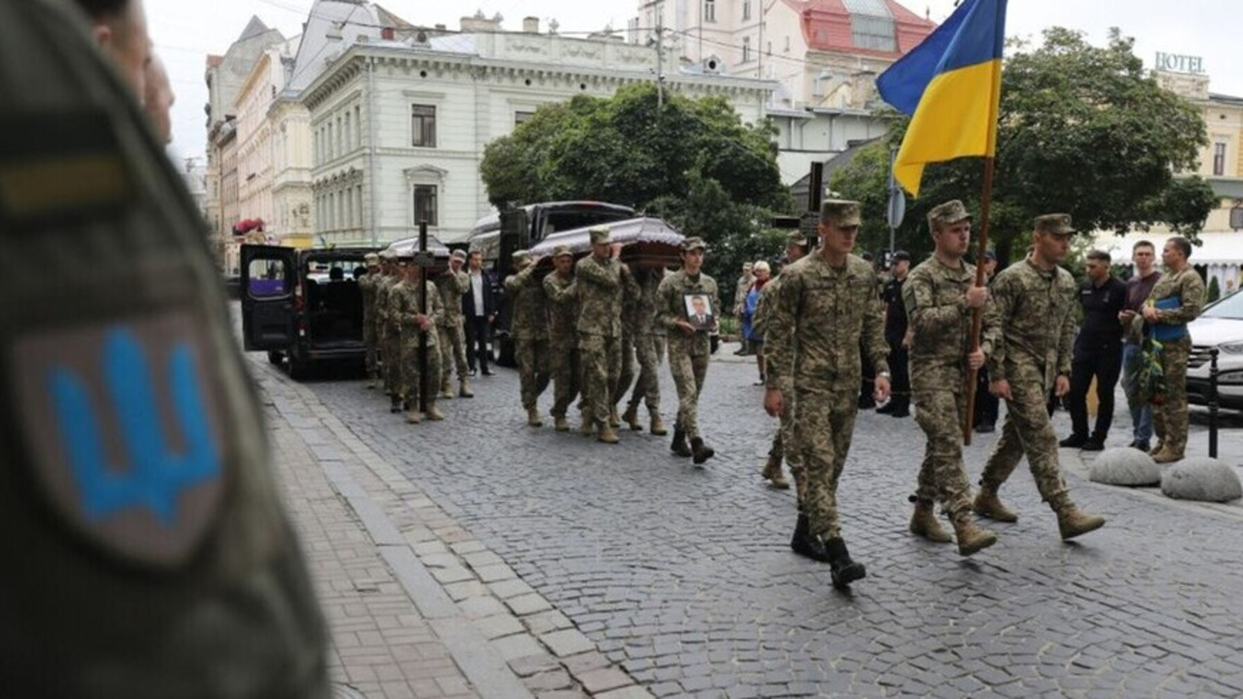Львів проведе в останню путь трьох захисників — Юрія Скакуна, Адріана Ліщинського та Володимира Улашина