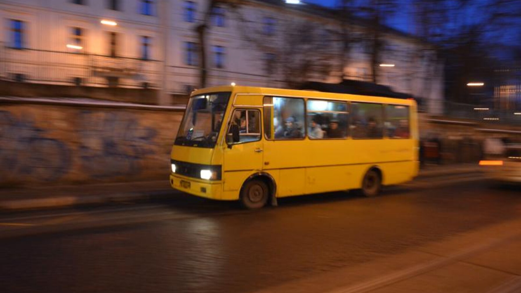 У Львові з понеділка змінюється маршрут руху автобусів № 17