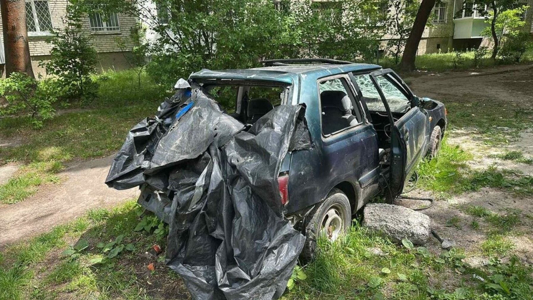 Львів очищає вулиці: ще 24 покинуті авто відправлять на штрафмайданчик