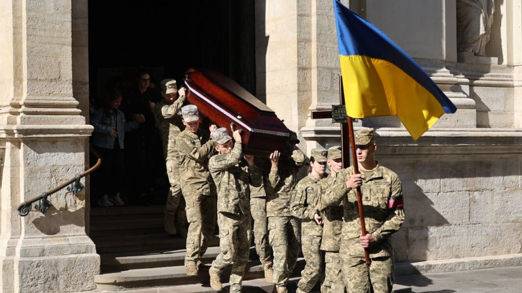 Львів прощається з Миколою Госовським — люблячим батьком чотирьох дітей і захисником України