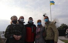 Фото 7: На Меморіалі Героїв Небесної Сотні курсанти Львівського ліцею Героїв Крут підняли національний стяг