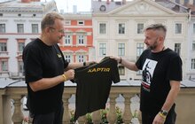 Фото 4: Учасники рок-гурту «Жадан і Собаки» стали амбасадорами проєкту UNBROKEN