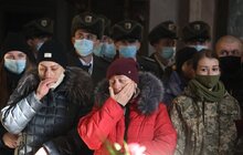 Фото 16: У Львові перепоховали останки кіборга Олександра Бондара