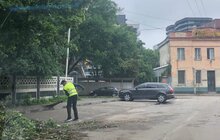Фото 12: «До прибирання міста було задіяно сьогодні 1694 працівники комунальних підприємств і 72 одиниці техніки», - І. Маруняк