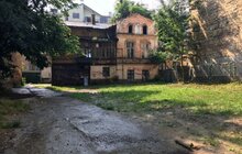 Фото 3: На виконкомі відтермінували рішення щодо проведення будівельних робіт на місці історичної вілли на вул. Коновальця
