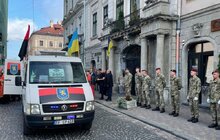 Фото 3: У Львові попрощались з Героєм Василем Островським