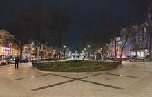 Фото 2: На пр. Свободи відреставрували 12 історичних опор вуличного освітлення