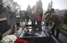 Фото 9: До 100-річчя ЗУНР у Львові помолились біля могил Героїв