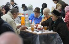 Фото 6: «Оселя» організувала Великодній сніданок для потребуючих
