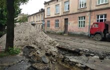 Фото 15: Ремонт вул. Замарстинівської: триває монтаж трамвайних рейок, облаштування хідників, заміна колектора