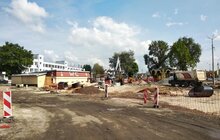 Фото 15: На пл. Двірцевій завершують влаштування каналізаційного колектора