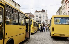 Фото 10: На площі Ринок провели соціальну акцію «Екскурсія Львовом, яка ніколи не відбудеться»