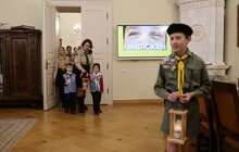 Фото 3: Львівські пластуни передали місту Вифлеємський вогонь миру