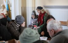 Фото 14: На Різдво у Львові організували святковий обід для найбільш потребуючих