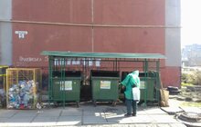Фото 5: Сміттєві контейнерні майданчики дезінфікують