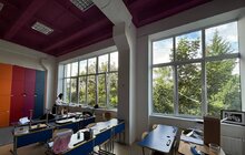 Фото 10: У навчальних закладах Львова відновили понад 900 вікон, які були пошкоджені через російські обстріли