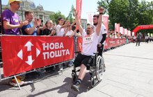 Фото 8: У Львові відбувся безбар’єрний благодійний напівмарафон: серед учасників забігу пацієнти центру UNBROKEN