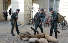 Фото 1: У Львові просто неба провели масовий урок історії з нагоди 100-річчя ЗУНР