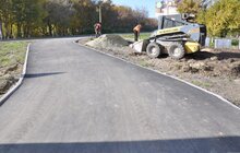 Фото 2: Роботи з будівництва велодоріжки на Рясному виконано на 70%