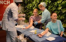 Фото 18: Львів’яни вдруге стали донорами для онкохворих, у межах проєкту Red Brunch