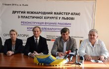 Фото 2: У Львові німецькі хірурги Клаус та Б’янка Екснер прооперували 15 та проконсультували 46 пацієнтів