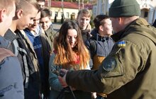 Фото 10: Львівські школярі відвідали нацгвардійців