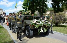 Фото 15: У Львові тисячі вірян попрощались з Блаженнішим Любомиром Гузаром