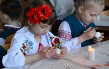 Фото 2: Майстер-клас з розпису писанок для учнів 2 класу у школі №53
