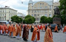 Фото 25: У Львові тисячі вірян попрощались з Блаженнішим Любомиром Гузаром