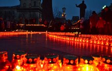 Фото 17: Свічки у центрі Львова - пам'ятаємо про жертв голодоморів