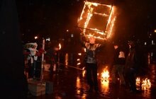 Фото 29: Відкриття Чемпіонату світу з шахів серед жінок завершила вулична вистава від театру «Воскресіння»