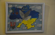Фото 8: У ратуші відкрили виставку дитячих малюнків, присвячених Небесній Сотні