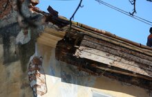 Фото 4: Мер Львова про зсув даху на вул. Некрасова: «Загрози обвалення будинку немає»