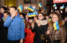 Фото 7: З нагоди 100-річчя бою під Крутами львів’яни підтримали загальноукраїнський флешмоб з виконання маршу «Героям Крут»
