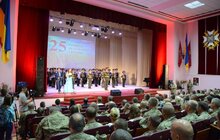 Фото 1: Урочисті збори військовослужбовців Львівського гарнізону з нагоди Дня Незалежності України