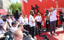 Фото 13: У Львові відбувся безбар’єрний благодійний напівмарафон: серед учасників забігу пацієнти центру UNBROKEN
