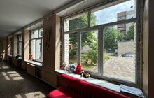 Фото 14: У навчальних закладах Львова відновили понад 900 вікон, які були пошкоджені через російські обстріли