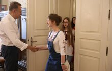 Фото 1: «За хороші результати у навчанні треба дякувати і любити треба грошима», — А. Садовий