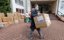 Фото 13: Для медиків Львова передали понад 50 тисяч одиниць засобів захисту