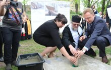 Фото 15: На «Губернаторських валах» заклали пам’ятну капсулу з нагоди початку спорудження пам’ятника-меморіалу Героям Небесної Сотні