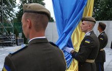 Фото 7: У Львові на найбільшому флагштоку урочисто підняли прапор України