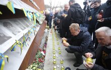Фото 11: День Гідності та Свободи: на Меморіалі пам’яті Героїв Небесної Сотні запалили лампадки